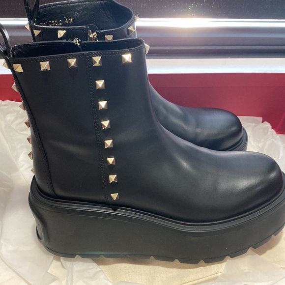 BNIB valentino garavani wedge stud platform boots size 40 - Picture 7 of 17